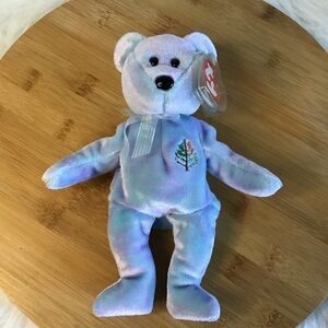 TY (1) Issy Four Season Hotel Washington D.C Beanie Baby Pastel Bear Plush Toy